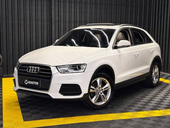 AUDI Q3 1.4 TFSI AMBITION GASOLINA 4P S TRONIC